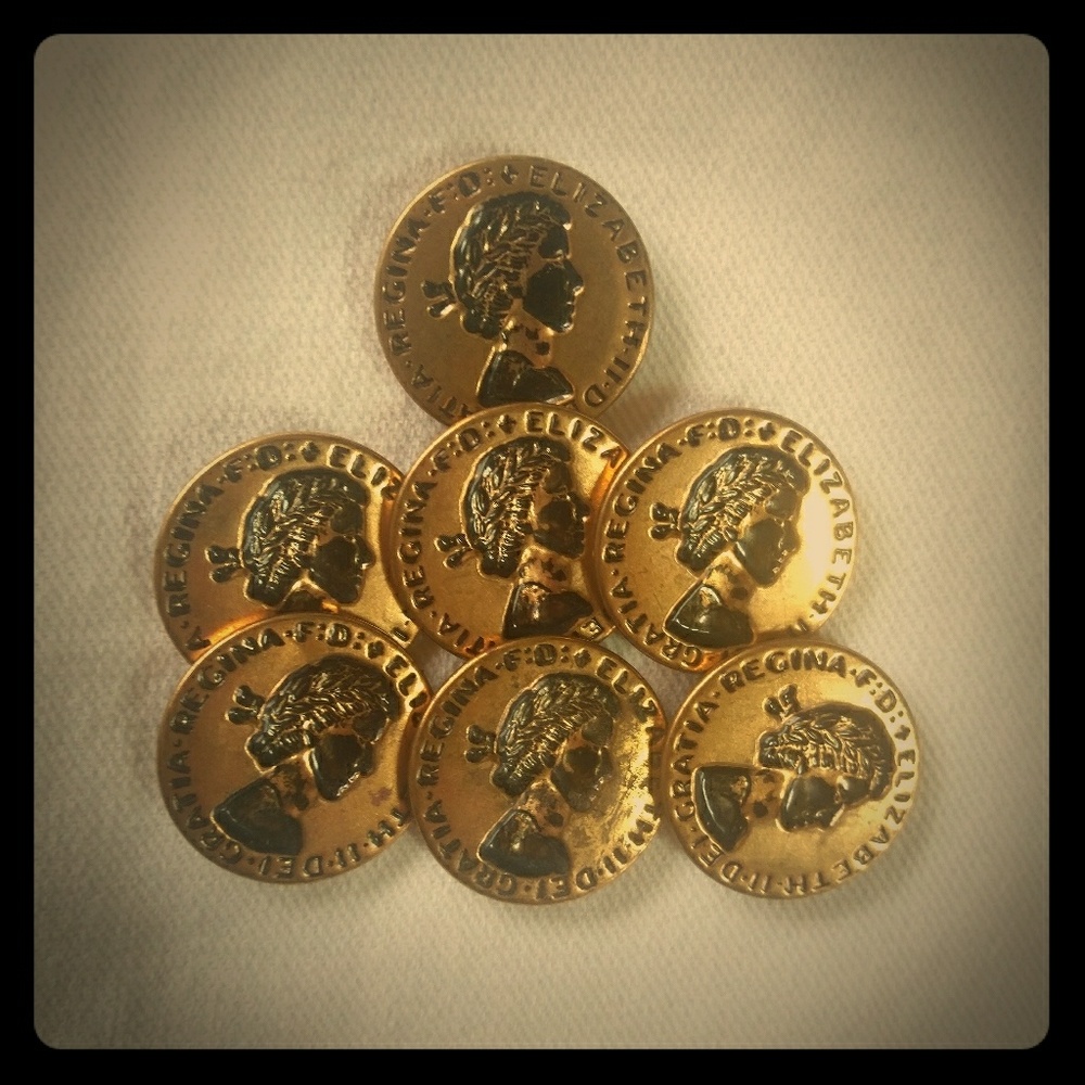 Vintage Queen Elizabeth buttons